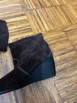 Botines de piel marrones