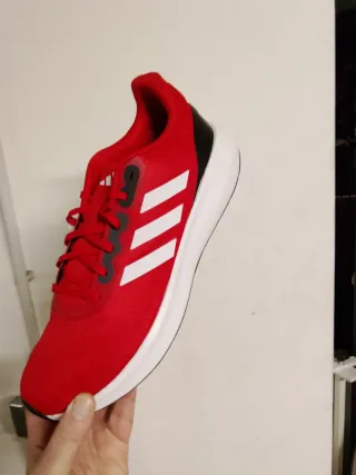 Scarpe da uomo Adidas,n.49/5