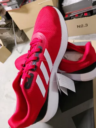 Scarpe da uomo Adidas,n.49/5