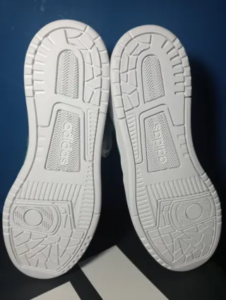 Scarpe Adidas Break Start bianche e verdi