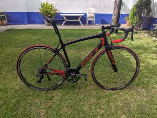 Bicicleta BH Quartz 105