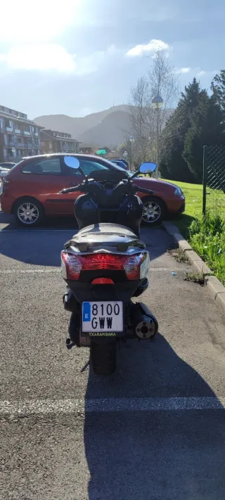 Kymco Superdink 125cc Maxi Scooter