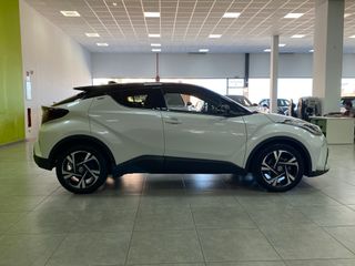 Toyota C-HR Advance 1.8 125He-CVT HEV Espectacular