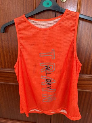 Camiseta deportiva naranja