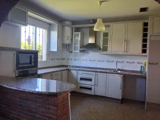 CHALET EN   PLASENCIA