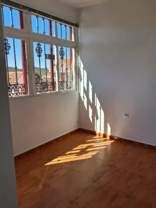 CHALET EN   PLASENCIA