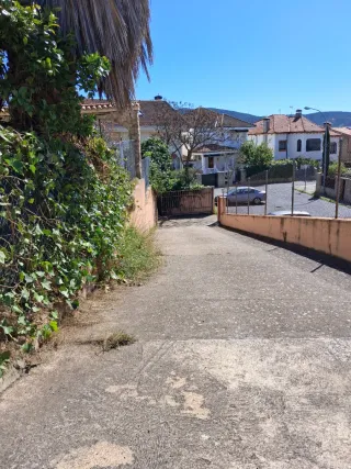 CHALET EN   PLASENCIA