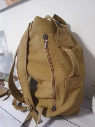 Mochila estilo militar