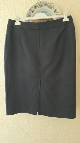 Falda Burberry azul marino