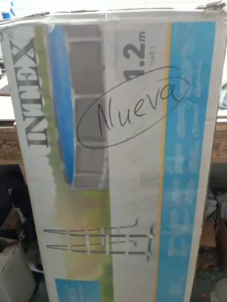 Escalera Intex Piscina 122 cm