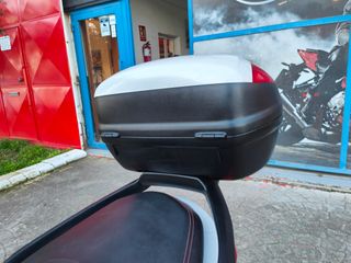 Yamaha X MAX 125 2012