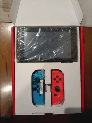 Nintendo Switch Azul y Rojo