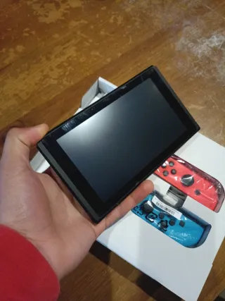 Nintendo Switch Azul y Rojo