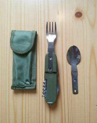 Cubiertos de camping multiusos