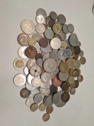 Lote de monedas antiguas y modernas