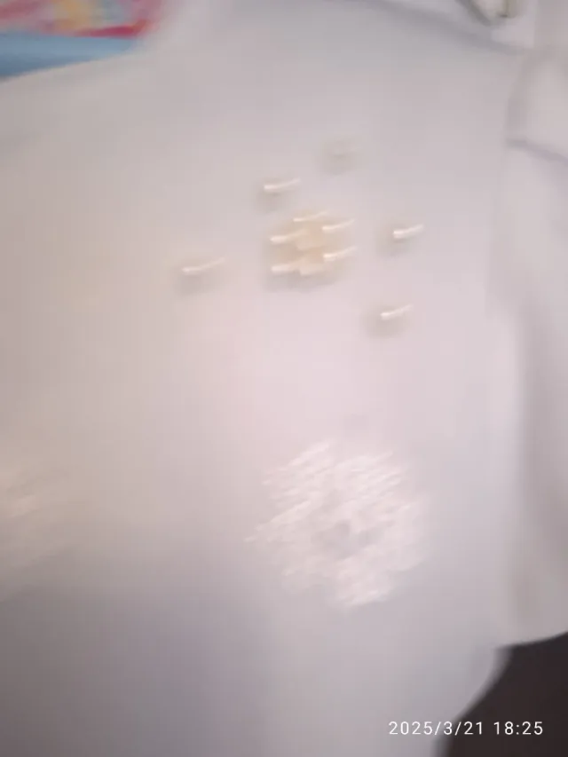 Vestido de fiesta blanco para niñas marca Johnny