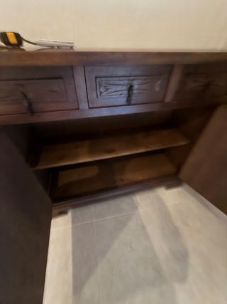 Vendo cómoda de madera en muy buen estado. Mueble