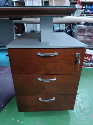 Mesa de oficina cristal y madera