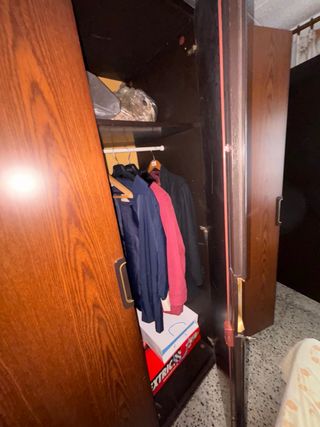 Armario de madera 4 puertas