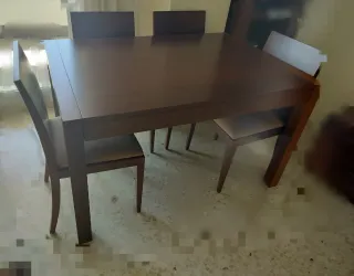 Conjunto mesa y 6 sillas en madera de nogal