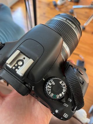 Canon EOS 550D con bolso