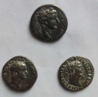 Réplicas de Denarios Romanos