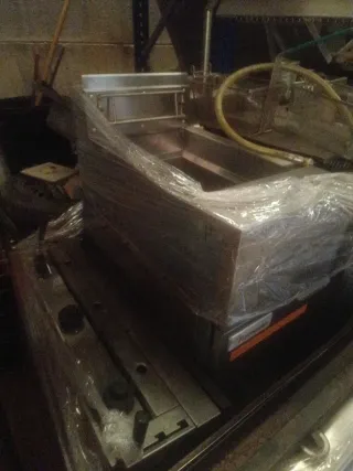 Freidora a gas industrial