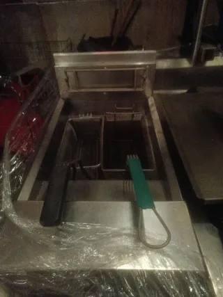 Freidora a gas industrial