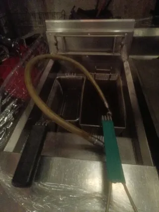 Freidora a gas industrial