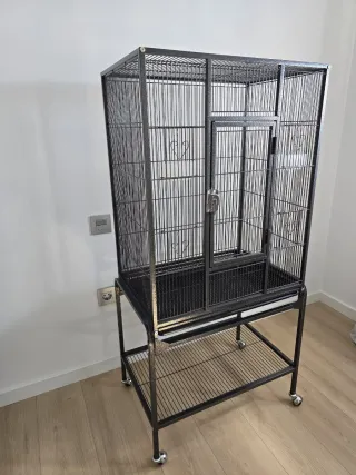 Jaula grande para loros