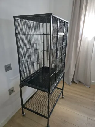 Jaula grande para loros