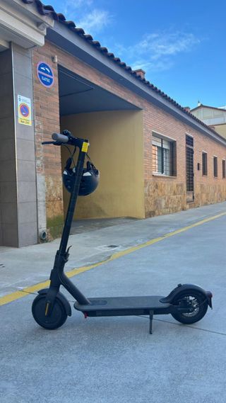 Se vende patinete electrico xaomi con solo 4 años