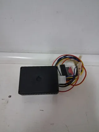 Estabilizador de Voltaje 7V-12V