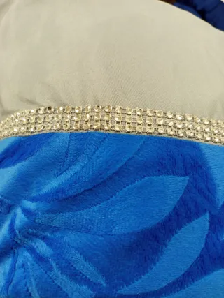 Edredón decorativa KELLY azul, con 3cojines