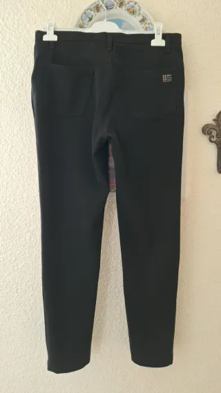 Pantalon negro Burberry