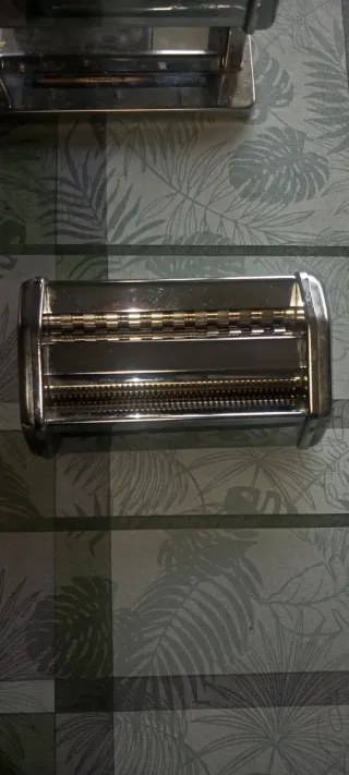 Macchina ITALIANA per fare pasta fresca e completa