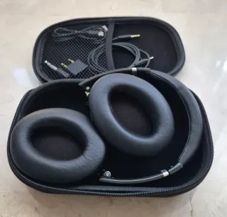 Auriculares inalámbricos Srhythm negros