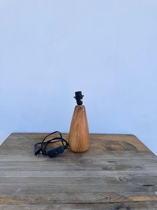 Lámpara de madera