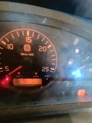 Tractor Lamborghini RV.75 en muy buen estado.