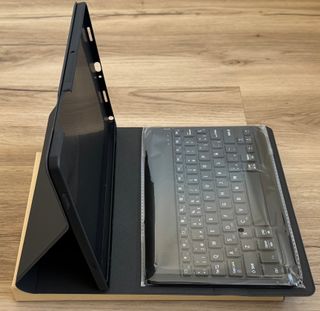 Funda Teclado Bluetooth Galaxy Tab A9+ A11+