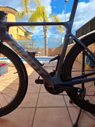 Bicicleta GIANT Propel Advanced 1 2025