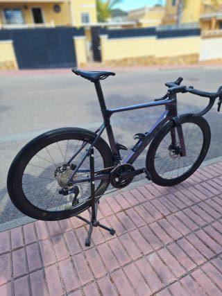 Bicicleta GIANT Propel Advanced 1 2025