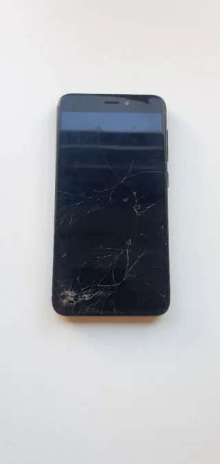 Lote de 4 móviles para piezas o reparación