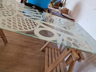 Mesa escritorio cristal Ikea