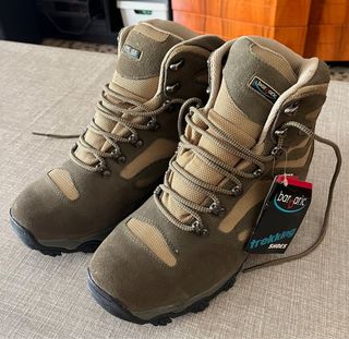 Botas Trekking sin usar