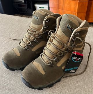 Botas Trekking sin usar