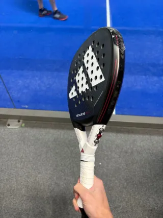 Pala de pádel Adidas Metalbone HRD