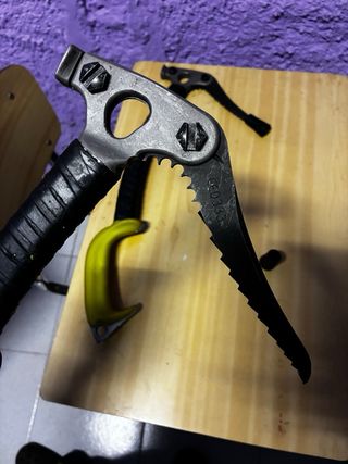 Piolets tecnicos Black Diamond Reactor