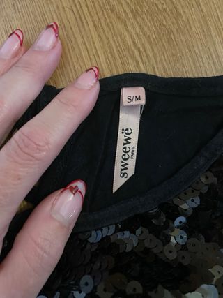 Top lentejuelas negro Sweewë Paris