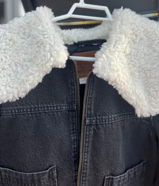 Chaqueta Levi's Negra Borreguita Talla S